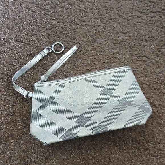 Burberry Silver Plaid Women's Bag - Picture 1 of 13